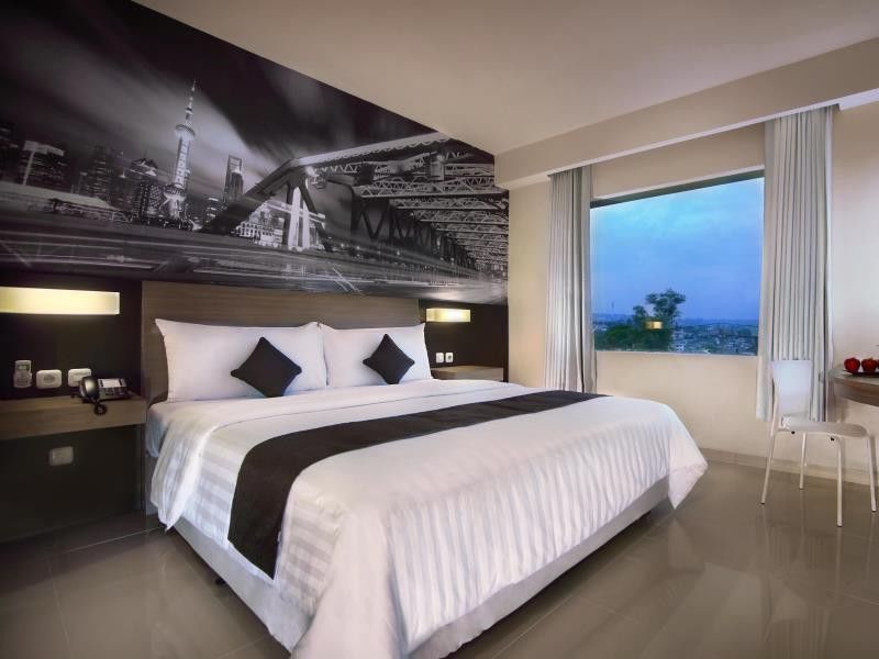 Hotel Neo Candi Simpang Lima - Semarang By Aston מראה חיצוני תמונה